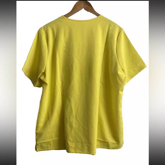 NWT FIGS Technical Catarina One-Pocket Womens Short Sleeve Scrub Top 2XL Yellow - Picture 4 of 5
